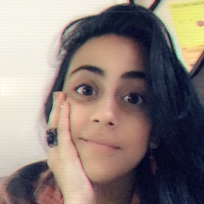 ngelaVarela5's profile picture. Artist ♌️ 32