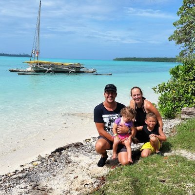 Australian travel blogger and online marketer, looking for our next adventure with 2 kids in tow, all while working online,  #travelblogger #mentor
