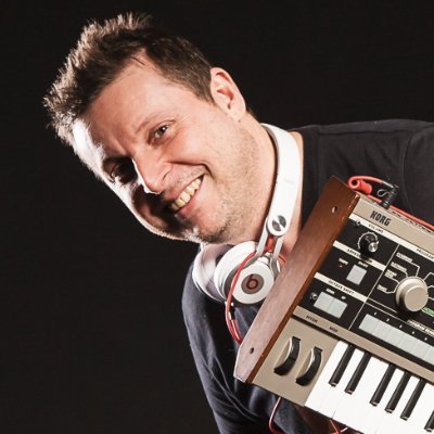 Born 1968 and raised in Munich, Germany.
Jeep-Driver, Computerfreak, Producer, Remixer, DJ.