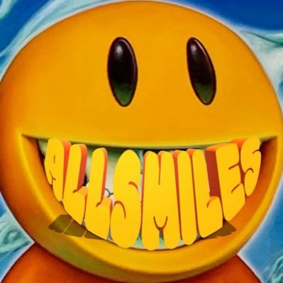 had to make a twitter to expand and reach new people/customers! , @allsmilesvntg on ig!🤠