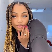 LaShae’ (@shaebarbx) 's Twitter Profile Photo
