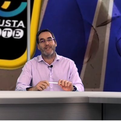 Entre la opinión y la información, siempre de forma entretenida y con la mejor sonrisa 😊Periodista,director y presentador de #CómoNosGustaElDeporte