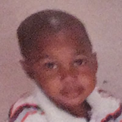 rhosougly's profile picture. 