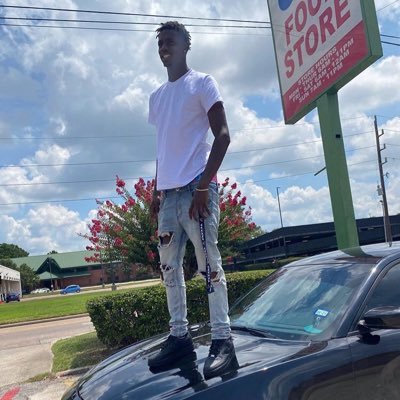 ARK✈️HTX 🍇 #LLBB #FREECILLY💰. Yo bitch favorite CRIP💰♿️♿️