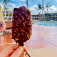 ice creams galore (@icecreamavfc) 's Twitter Profile