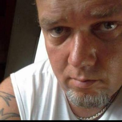 Tomaz00964501's profile picture. Smoke weed every day 🌿🌿🌿ONE LOVE🌿🌿