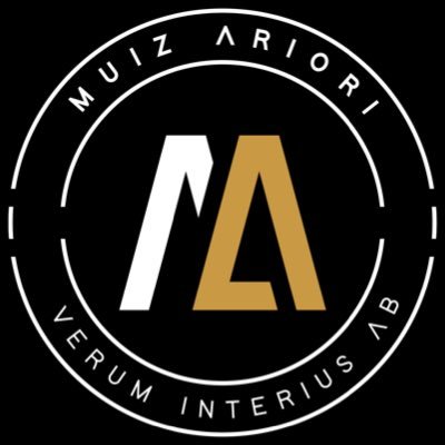 Muizz_Ar's profile picture. Here to express.