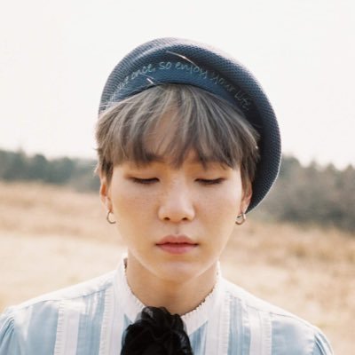 #화양연화 “forever, we are young“ — safe space