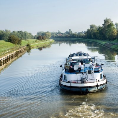 Seine Schelde Vlaanderen is een grootscheeps binnenvaartproject van De Vlaamse Waterweg nv, dat steun geniet van de Europese Unie.