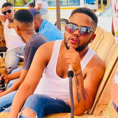 Ambitious
Trustworthy
Down to earth nigga
Ngwana wa modimo