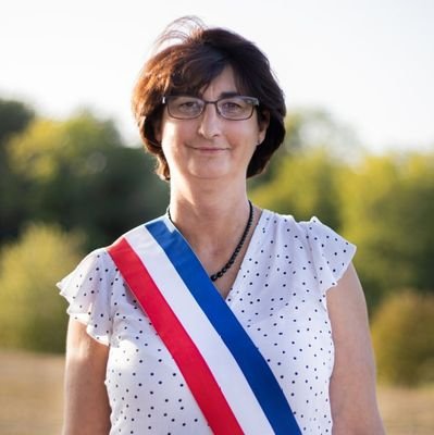 Maire-adjointe de la @VilledeVerneuil déléguée à aux aînés, à la citoyenneté, à la lutte contre les discriminations, à l'état civil et à l'événementiel) 🇨🇵