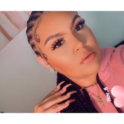 therealvanilla5's profile picture. 