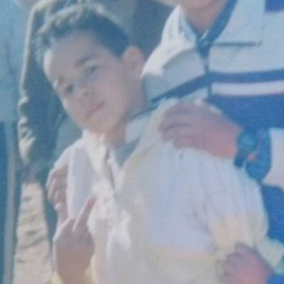 ba9i f'lfilm comparse Wakha ana  scénariste      kanla9i f'l3ilm combat l'art wa9ef 3lihom secourist