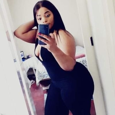 SihleSikhosana8's profile picture. God 🙏😊family 💕 an happiness 🥂❤