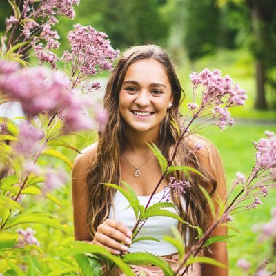 IsabelleHelmuth's profile picture. 