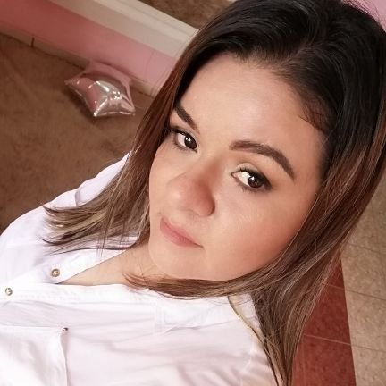 laurate15's profile picture. 