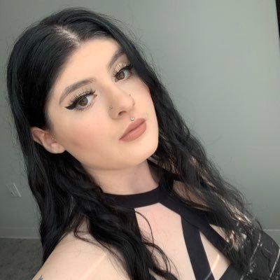 CashApp:Sourcherry666 SquarePeep https://t.co/amN2ErNr9m