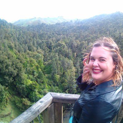 26, graduate, went travelling... spent all my pennies. Still really really really love battered halloumi.