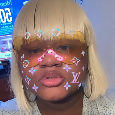 zglizzyyy_'s profile picture. • 19✨               • Jax 🙄            •woo🈳