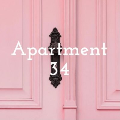 Two Uni of Nottingham gals documenting our weird and ridiculous lives in apartment 34🎙Check out our podcast Apartment 34 for some shits and giggles🦄