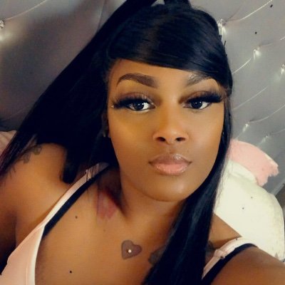 I’m just living!! These bitches just mad!! ..Nunabug's Mommy💕 #FreeHotBoy R.i.p Daddy 🕊
IG: iam_kivadiva