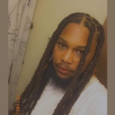 I tweet what I want n I want yo bitch 😂 yo baby momma favorite dread head 💪🏾💯