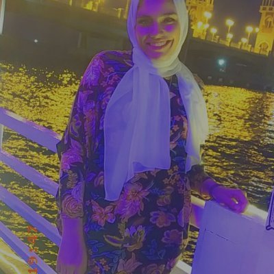 Esraa62050011's profile picture. 