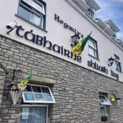 A pub, restaurant & accommodation in the heart of Carrick, Co.Donegal on the #wildatlanticway 🍺🍴🛏