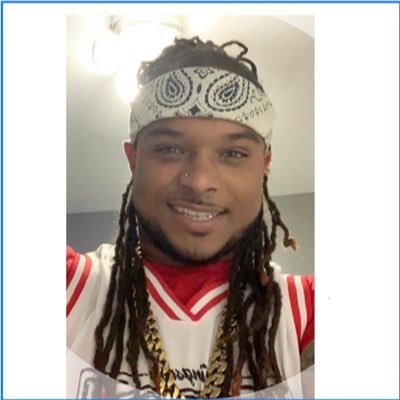 NEW PAGE FOLLOW YA BOI. FYM - Fly Young Man 5’9 #freshshitONLY 💧 #greenYELLOWred 🇲🇱 #bobMARLEY 💨 Come fly with us ‼️ HMU If you want to know more ‼️