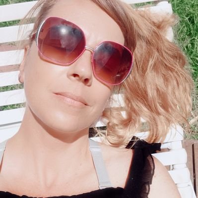 sesameellis's profile picture. based on actual events. She/Her 🇺🇸/🇦🇺 📷,🏏 & 🥍