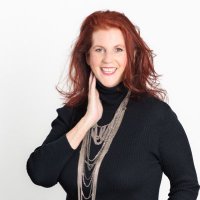 Elle Hunter (@ellehunter_yvr) 's Twitter Profile