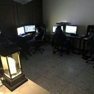 •27Ve
Head-Assistant Coach
Trabajando con: (?)
Former:@spartacusesport @WaiaSnikt @LandofKings2 @barracudaec @somoscattleya @BarutaGaming_GG @CapibaraGG