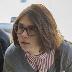 viihyxs's profile picture. new account