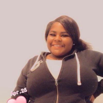 Kamari’s Muvaa 🤍👩👧; rest up daddy 🖤✊🏾 ; amosc: kaliyah23jonez ; 20 years younger 🥳