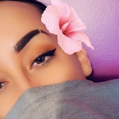 Squirty_Pippen's profile picture. in the kitchen. yams everywhere #SkriveForEsselence #EliteXBoxKillers