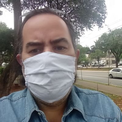 Leonidio's profile picture. Que haja sempre em mim a possibilidade do autorreconhecimento.
O reconhecer de si, o reconhecer do outro.