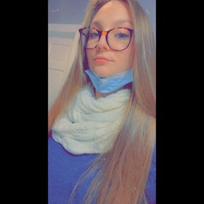 CourtneyDowns15's profile picture. 