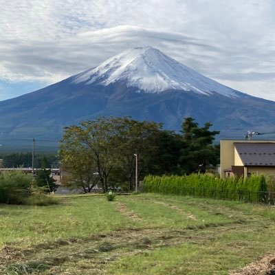 趣味用 リンクスエンジョイ勢です KCは五千位前後で満足しちゃう ルート色々あったりぶん回し系デッキが好き※霊獣を除く 罠デッキとワンパターン系デッキが苦手です