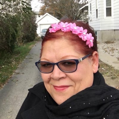 Author of The Witch Series, The Warlock Series, and Thea, The Little Witch Series. Huge fan of Salem, Ma. Also a pastry chef and executive chef.