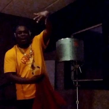 Big C.E.O FreshhLaflare 🅿
#BigFreshhLivin #FreeDemApes
#BootMade #TexasPaid #BigHunnitz #PIRU 135Pz ✋🏿 #FreshhAFF #FreshhKingz SwooshTape Kommin Soon 🌍