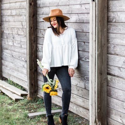 I’m not the girl your mother warned you about, her imagination was never this good. https://t.co/daj7e4xAS6