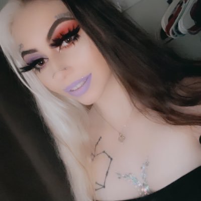 25♐️🇮🇪🇮🇹Model•Socal•Mother•Witch•goth•mua• artist• insta: witchbabe_stevie