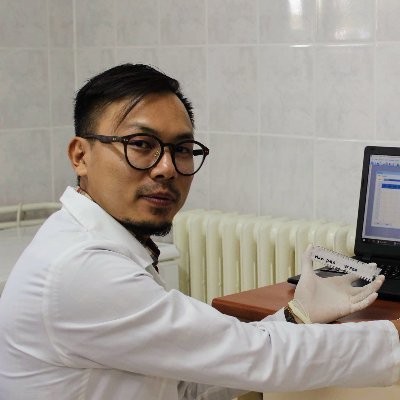 Veterinary parasitologist.
PhD student, topic on:Haemonchus contortus.
Budding pencil sketch artist.
Lazy gym goer.
Life long The Lord of The Rings fan!