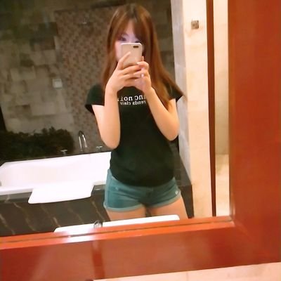 ayuta105's profile picture. 👧3y🐱3y🤍旅行 / 音楽 / 美容 / 172cm