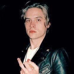 GcthamsAcrobat's profile picture. 𝙎𝙤𝙢𝙚𝙩𝙞𝙢𝙚𝙨 𝙏𝙧𝙪𝙨𝙩𝙞𝙣𝙜 𝙨𝙤𝙢𝙚𝙤𝙣𝙚 𝙘𝙖𝙣 𝙨𝙖𝙫𝙚 𝙩𝙝𝙚𝙢 | 𝙉𝙞𝙜𝙝𝙩𝙬𝙞𝙣𝙜 |