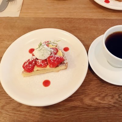 yuccho_o's profile picture. . EMBG18 key . 音楽とかスポーツとか食べるとか .