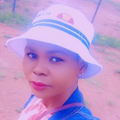 ntombiyomvenda's profile picture. With m wat u see is what u get