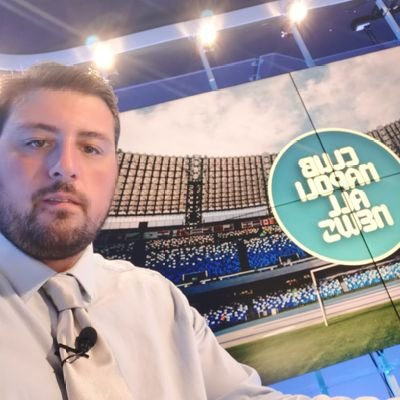 👨‍💼Diego 38y #Napoli ✍️ Giornalista 📺 Opinionista a Club Napoli All News su Teleclub Italia 🤳 Social Media Manager 👨‍💼 Founder #stopaicorirazzisti