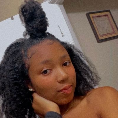 #ncat25 Pretty brown eyes and a mind full of thoughts 🧸