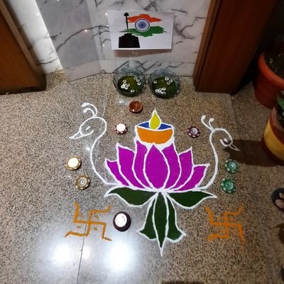 swayamswishes's profile picture. commonmen with wishes - वयः राष्ट्रे जाग्रयाम् पुरोहिता: